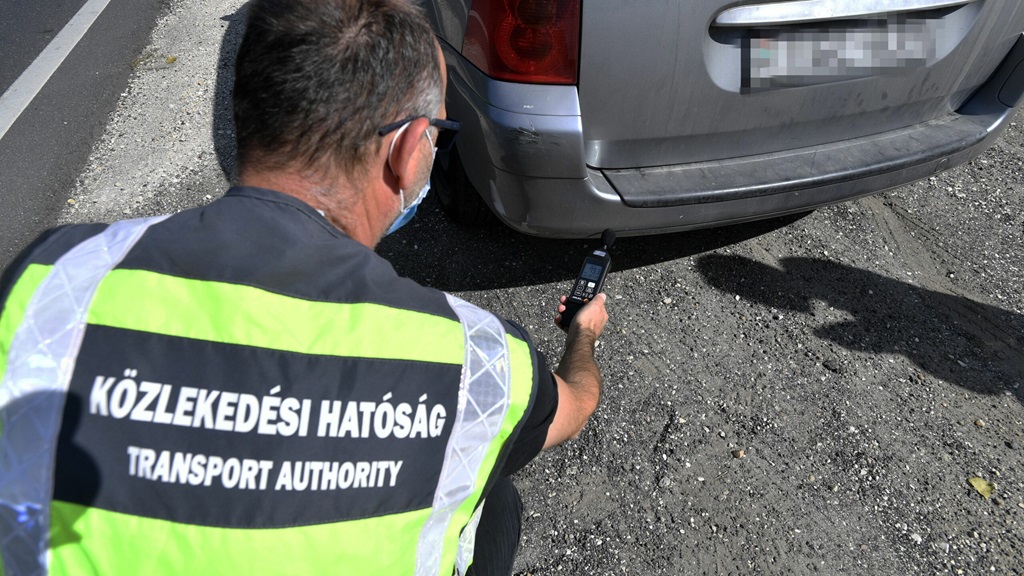 Holland autó honosítás - KPM és NKH műszaki vizsgálat (Közlekedéshatóság)