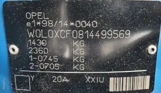 EU típuskódot tartalmazó Opel adattábla