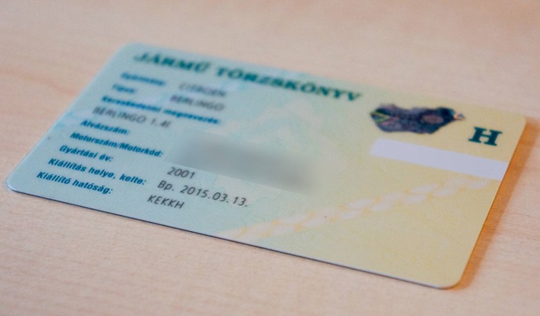 Svéd autó honosítás - a magyar törzskönyvre pár hete kell várni